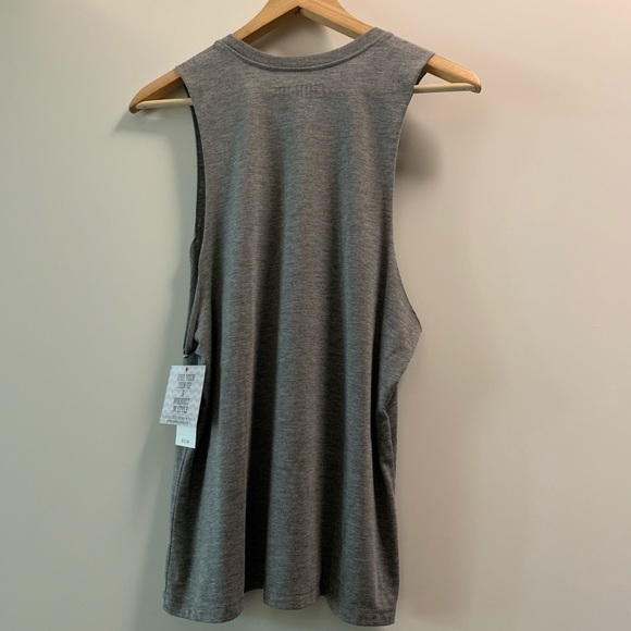 Statement tank - Picture 2 of 4